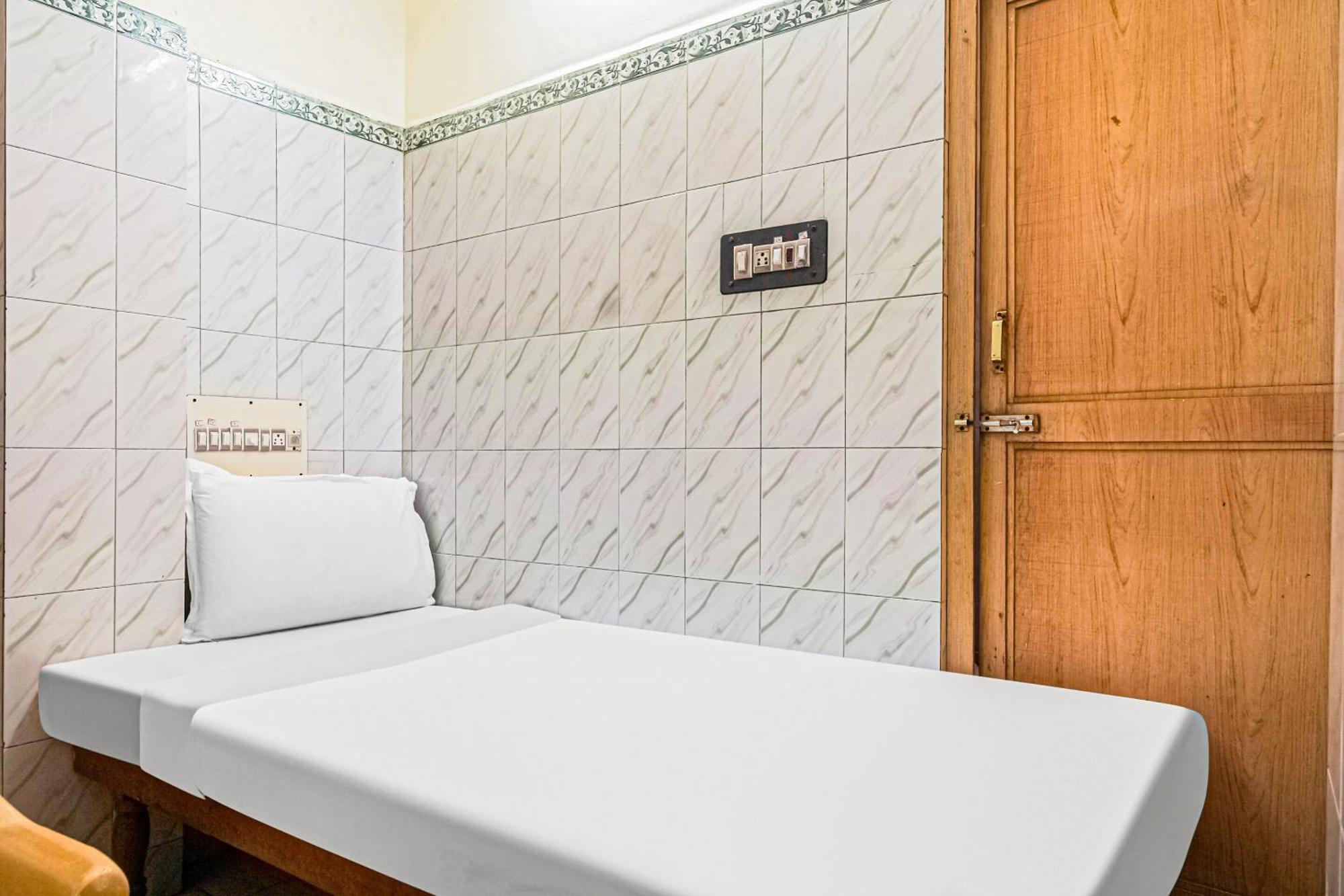 Spot On Venkata Sai Residency Otel Tirupati Dış mekan fotoğraf